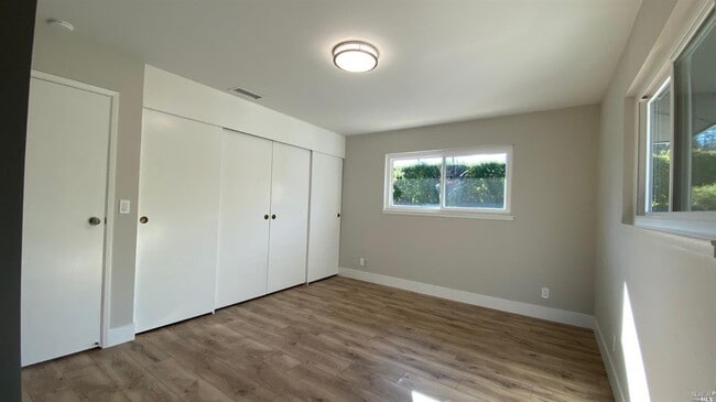 3005 Blucher Valley Rd in Sebastopol, CA - Building Photo - Building Photo