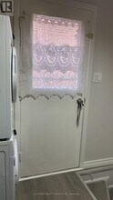 132 Heatherside Dr in Toronto, ON - Building Photo - Building Photo
