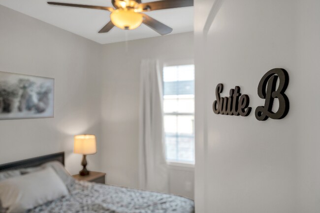 9309 Belfast St-Unit -Room B in New Orleans, LA - Building Photo - Building Photo
