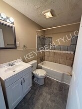 524 Ozark Ct in Birmingham, AL - Building Photo - Building Photo