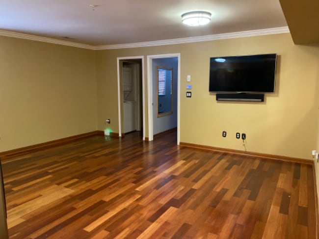 property at 3214 8th St SE