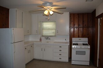 4405 Erath Ave in Waco, TX - Building Photo - Building Photo