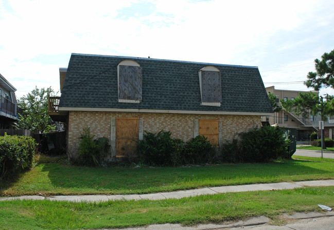 2820 Houma Blvd in Metairie, LA - Building Photo - Building Photo