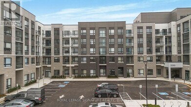3250 Carding Mill Trail in Oakville, ON - Building Photo - Building Photo
