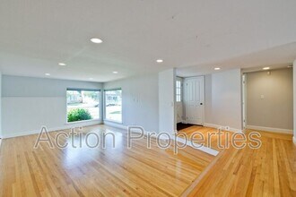 1549 Alisal Ave in San Jose, CA - Building Photo - Building Photo