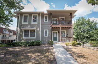 1001 Mississippi St in Lawrence, KS - Building Photo