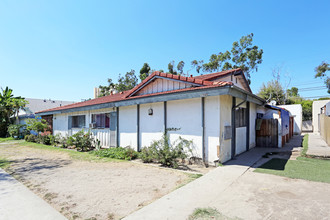 1745 W Neighbors Ave in Anaheim, CA - Building Photo - Building Photo