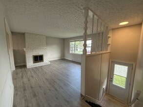56-56 Point Park Dr in Riverview, NB - Building Photo - Building Photo