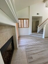 7 Santa Rosa Ct in Manhattan Beach, CA - Foto de edificio - Building Photo