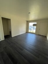 824 Gardella Ave in Oroville, CA - Building Photo - Building Photo