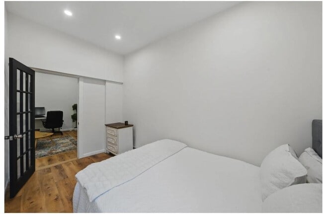 property at 3809 John F. Kennedy Blvd