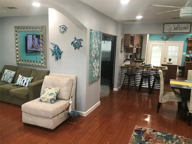 2319 56th St in Galveston, TX - Building Photo - Building Photo