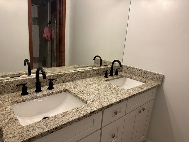 property at 507 Colonial Cir