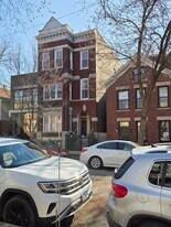 1639 N Claremont Ave, Unit 1 in Chicago, IL - Building Photo