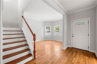 980 Violet St SE in Atlanta, GA - Building Photo - Building Photo