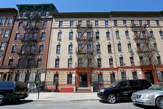 145-147 Edgecombe Ave in New York, NY - Foto de edificio - Building Photo