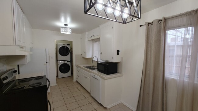 1018 Palomas Dr SE in Albuquerque, NM - Building Photo - Building Photo