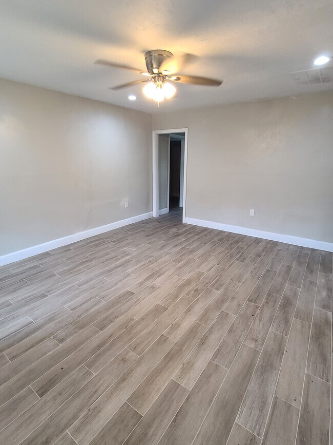 4829 Doolittle Blvd photo'