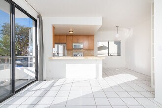 707 Marr St in Los Angeles, CA - Building Photo - Building Photo