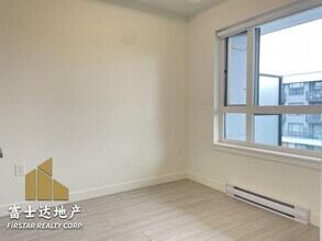 10777-10138 138 St in Surrey, BC - Building Photo - Building Photo