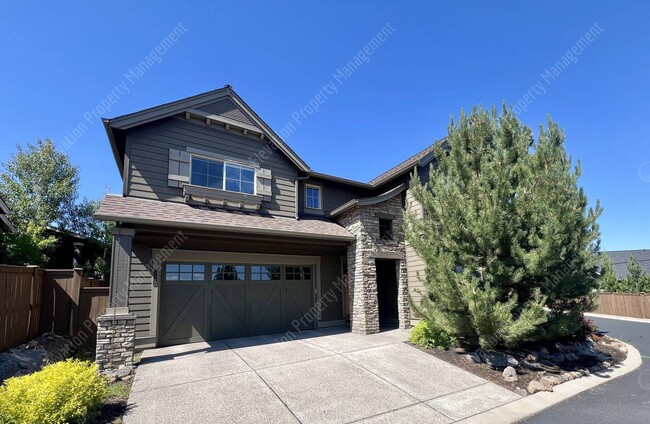 property at 2608 NW Boulder Ridge Loop