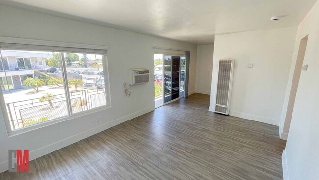 Willow Glen Apartments in San Diego, CA - Foto de edificio - Interior Photo