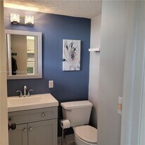 3774 Inverrary Blvd in Lauderhill, FL - Building Photo