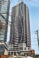 25 Wellington St S in Kitchener, ON - Building Photo