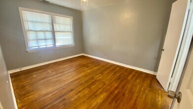 2119 37th St in Lubbock, TX - Building Photo - Building Photo