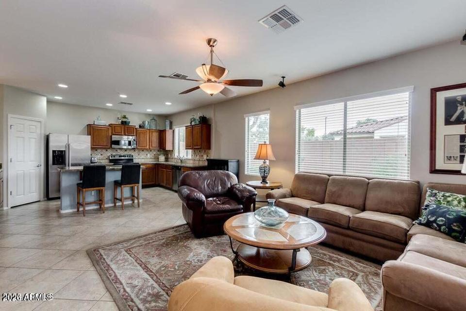 3519 E Pinot Noir Ave in Gilbert, AZ - Building Photo