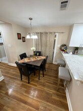 1216 Hymelia Ave in Metairie, LA - Foto de edificio - Building Photo