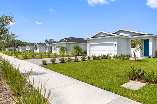 River Oak at Fernwood Forest in Indiantown, FL - Foto de edificio - Building Photo