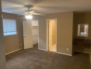 1229 Willow Wood Ct in Irving, TX - Building Photo - Building Photo