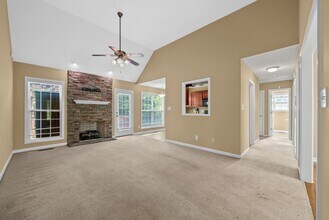 91 West Dr in Clarksville, TN - Building Photo - Building Photo