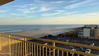 787 Ocean Ave in Long Branch, NJ - Building Photo