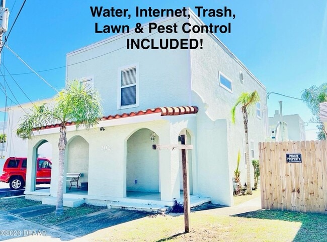 202 Harvey Ave in Daytona Beach, FL - Building Photo - Building Photo