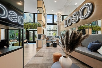 Elan LoSo in Charlotte, NC - Foto de edificio - Building Photo