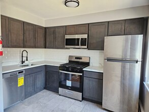 720 Westfield Ave in Elizabeth, NJ - Building Photo - Building Photo