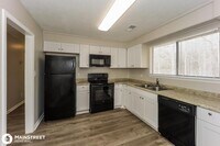 602 Wilmont Dr photo'