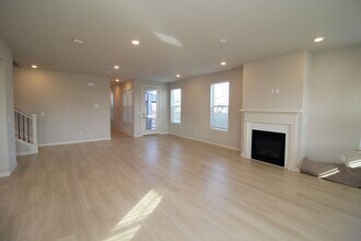 3923 SE 70th Ave in Hillsboro, OR - Building Photo - Building Photo