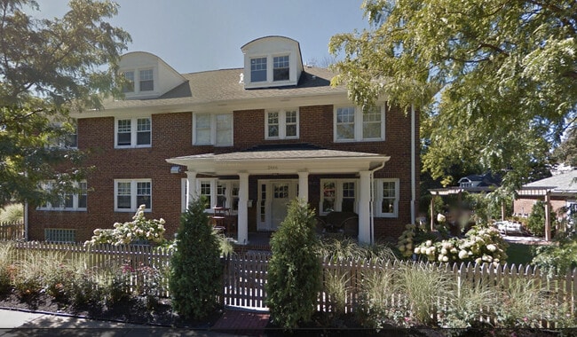3405 Fairmount Blvd