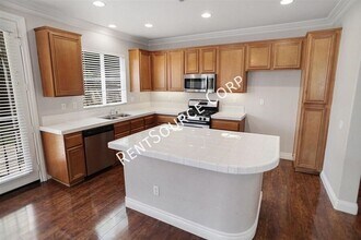 24170 Joshua Dr in Santa Clarita, CA - Building Photo - Building Photo
