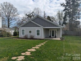 113 Mainview Dr in Mooresville, NC - Building Photo