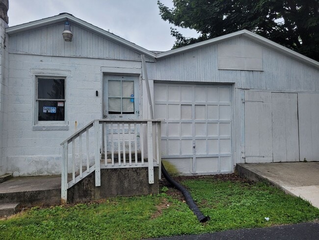 103 Schoolhouse Rd in Palmyra, PA - Building Photo - Building Photo