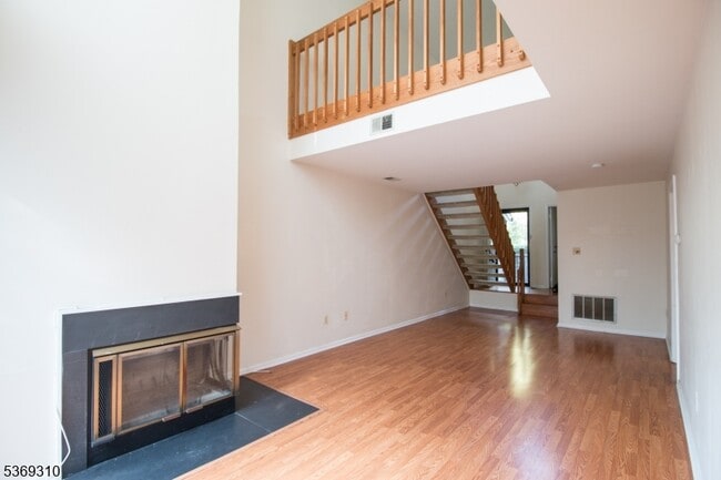 36 Needham Way in Princeton, NJ - Building Photo - Building Photo