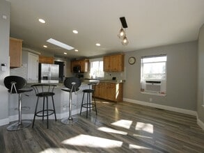 916 Simpson Rd in Mokelumne Hill, CA - Building Photo - Building Photo