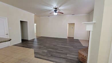 10820 Detroit Ave in Lubbock, TX - Building Photo - Building Photo