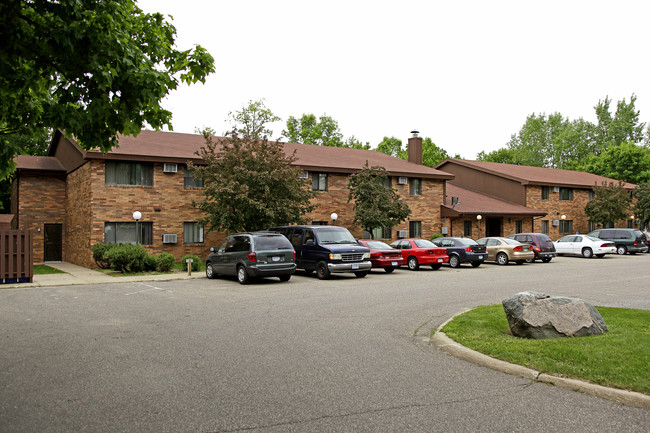 Rockford Manor Apartments