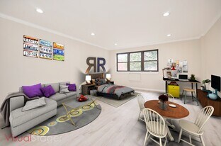 15321 78th St, Unit B in Howard Beach, NY - Building Photo