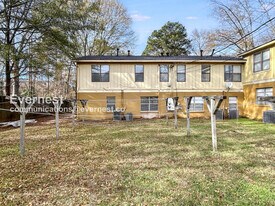 431 Annie St in Scottdale, GA - Building Photo